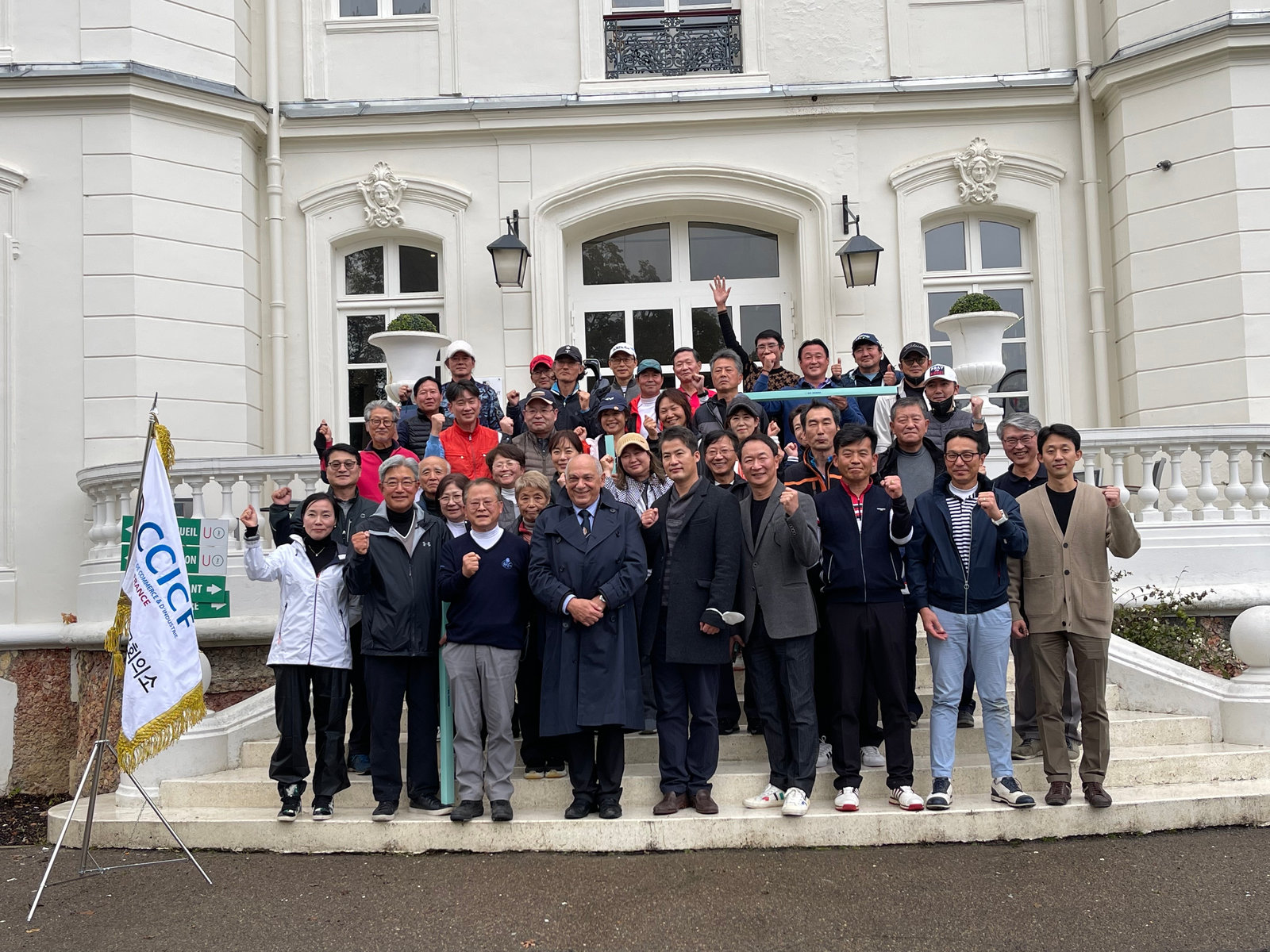 Photo de groupe du tournoi